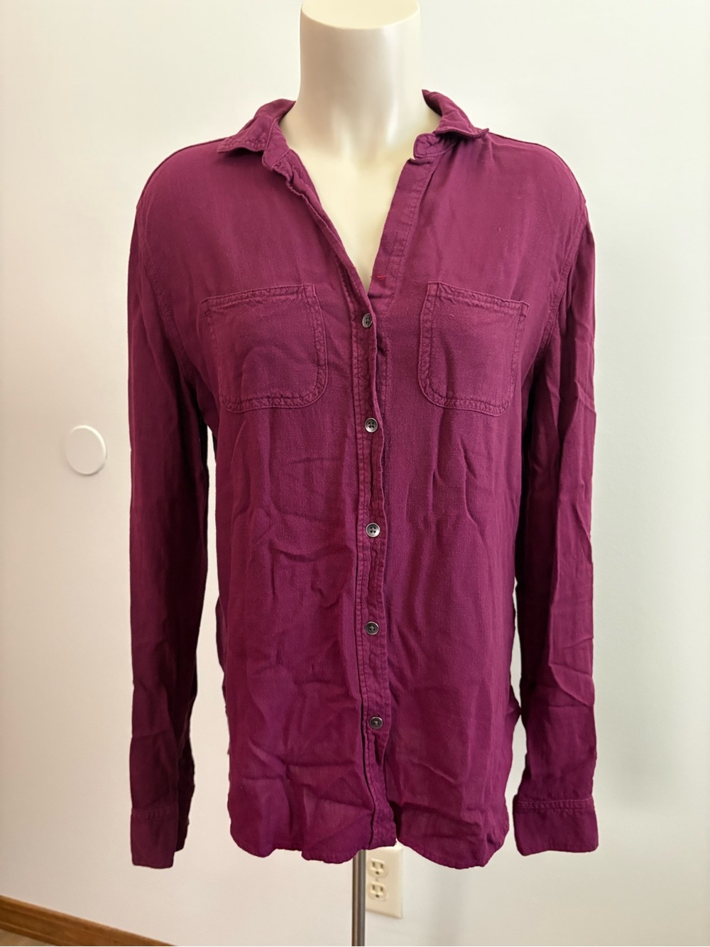 Rock & Republic XS Women’s Deep Burgundy Long Sleeve Shirt 100% Rayon